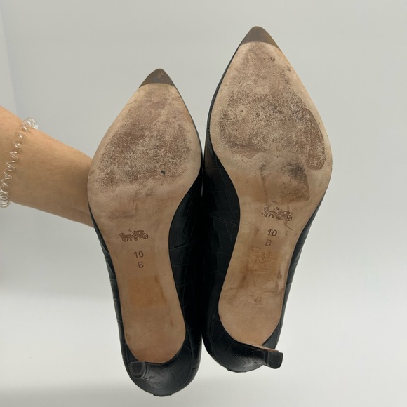 Coach Heels - Alligator Skin pattern heels - Picture 6 of 7